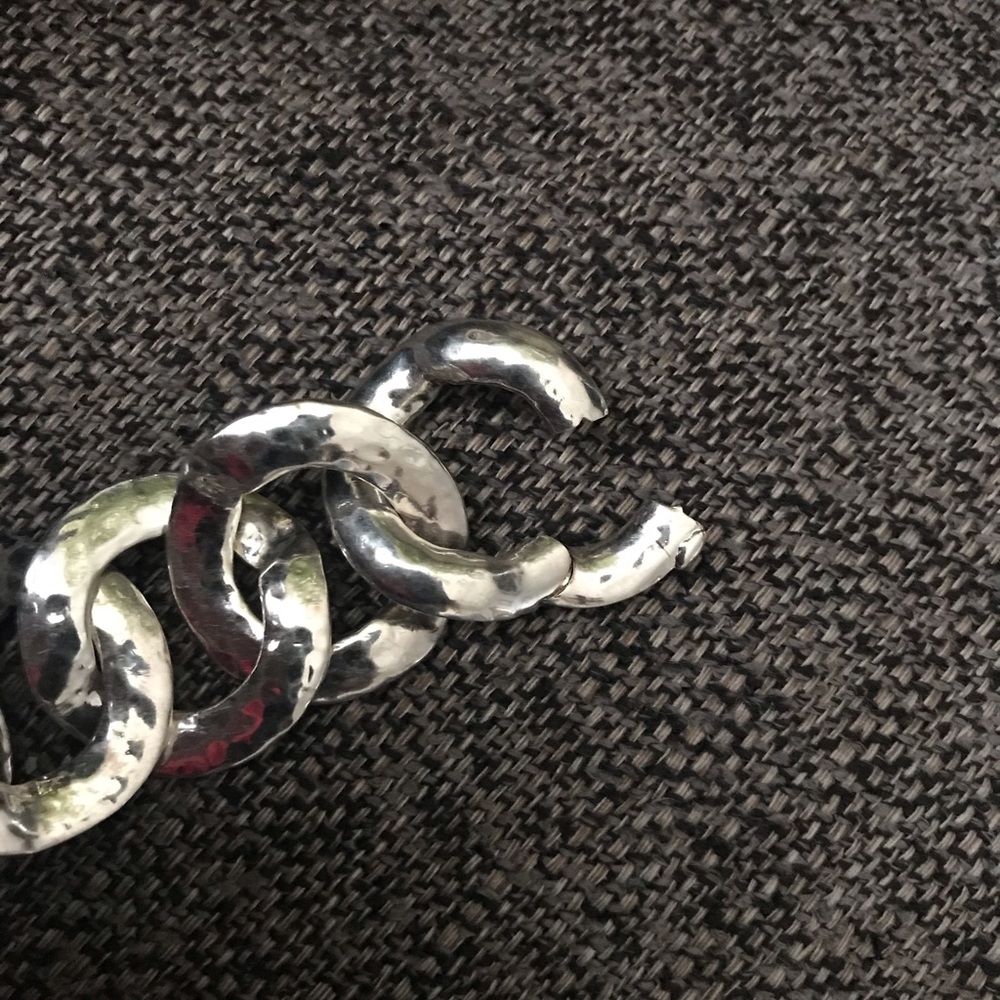 Kate Spade silver tone links necklace. - Picture 5 of 5
